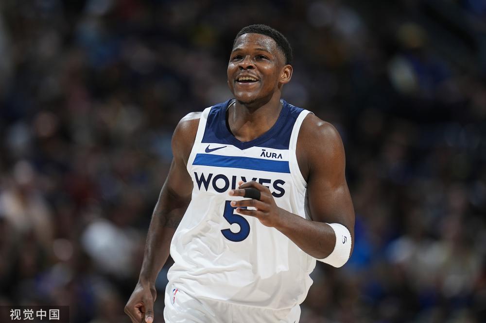 而锋线则拥 而锋线则拥