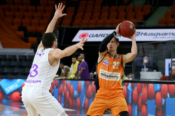 度对抗还是 度对抗还是