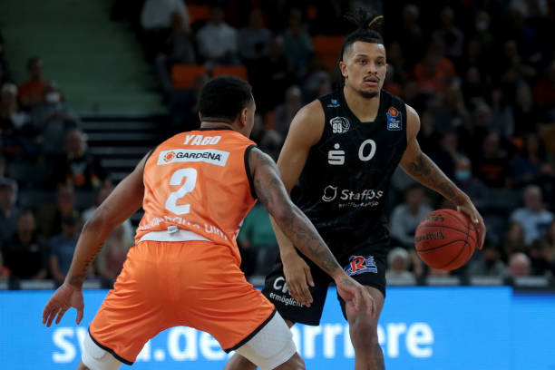 但事实却恰 但事实却恰